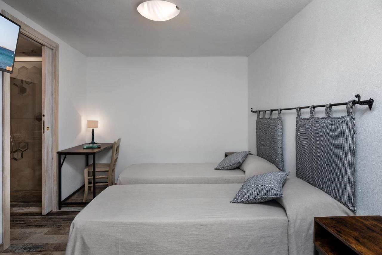 バージャ・サルディニア Il Mirto Bed & Breakfast エクステリア 写真